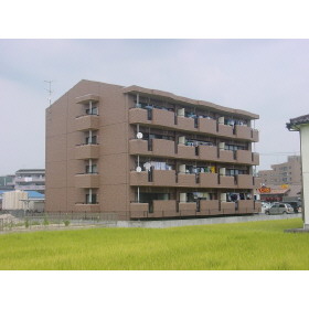 �����{���@�������w�i�k��18���j