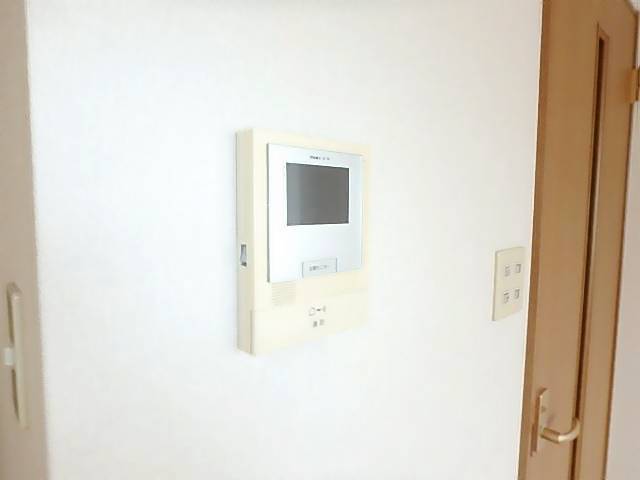 ����6