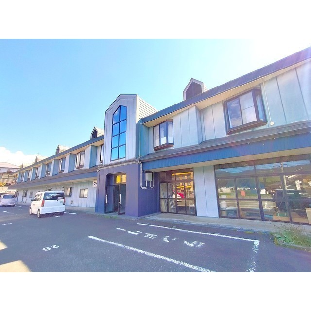 �����{���@����w�i�k��82���j