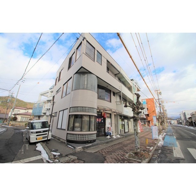 �����{���@����w�i�k��3���j