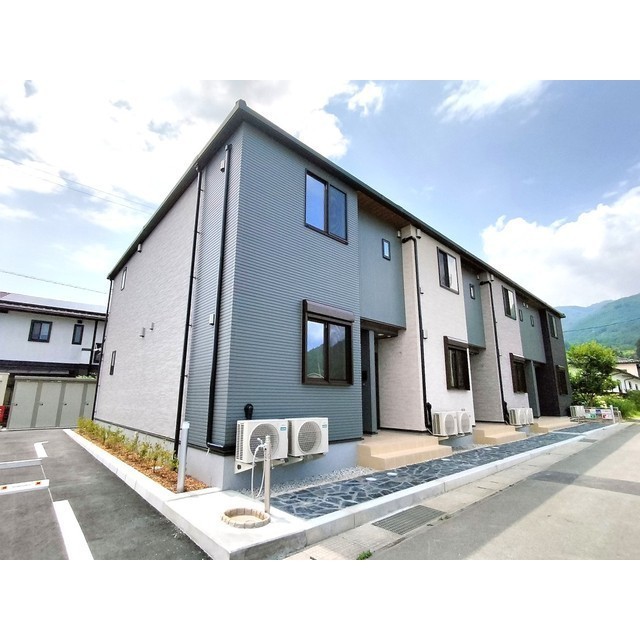 �I�X�X�������ʐ^