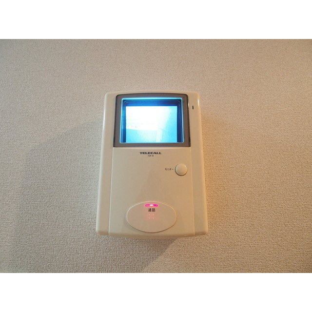 ����11