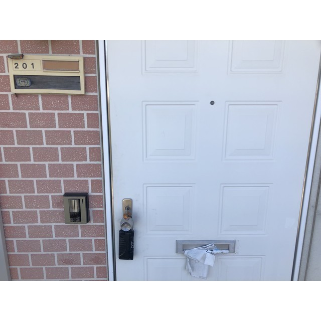 ����21