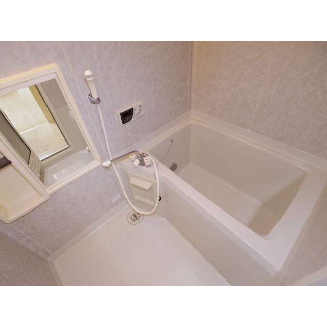 ����3