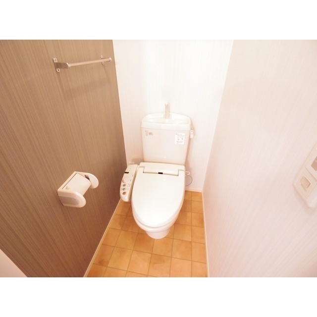 ����7