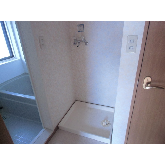 ����11