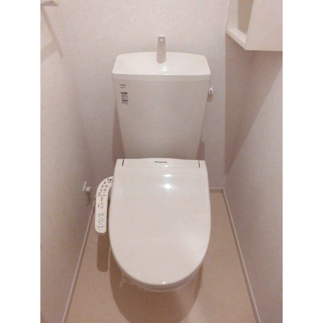 ����8