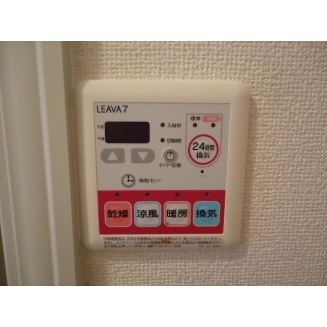 ����14