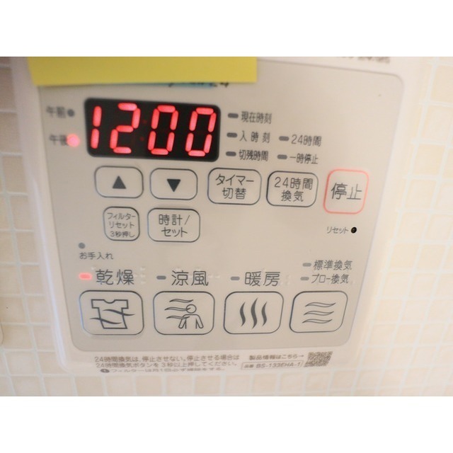 ����20