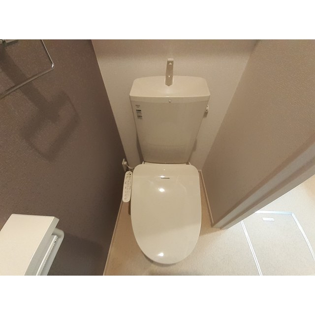 ����7