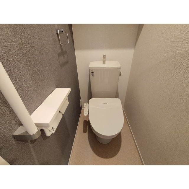 ����8