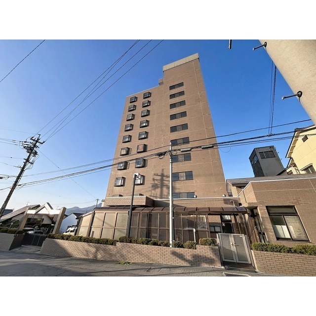 ����d�S������@���c���w�i�k��5���j