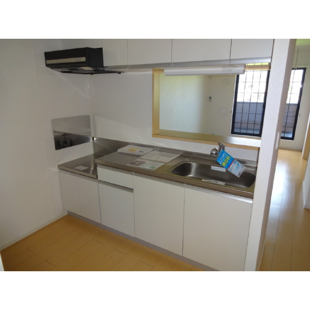����15