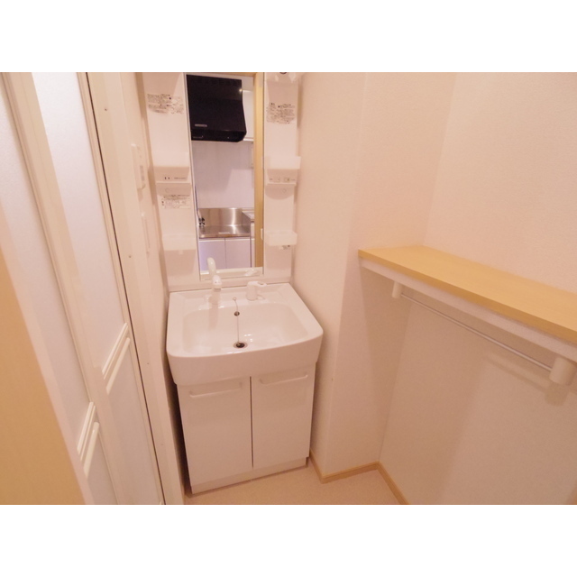 ����6