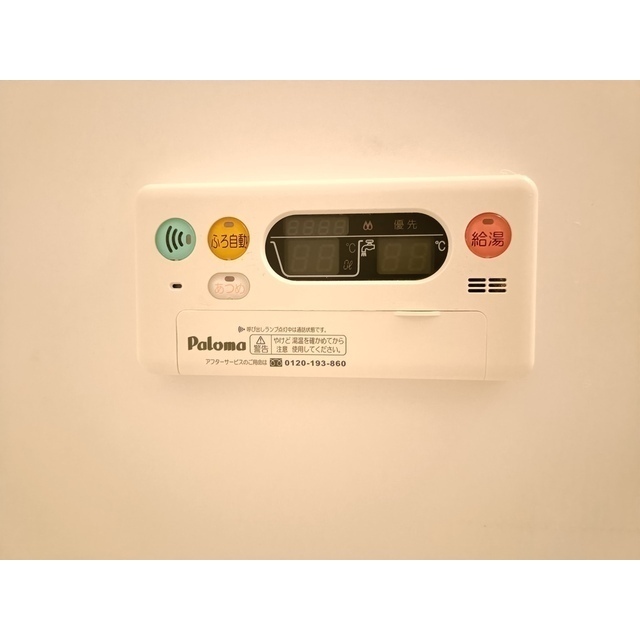 ����20
