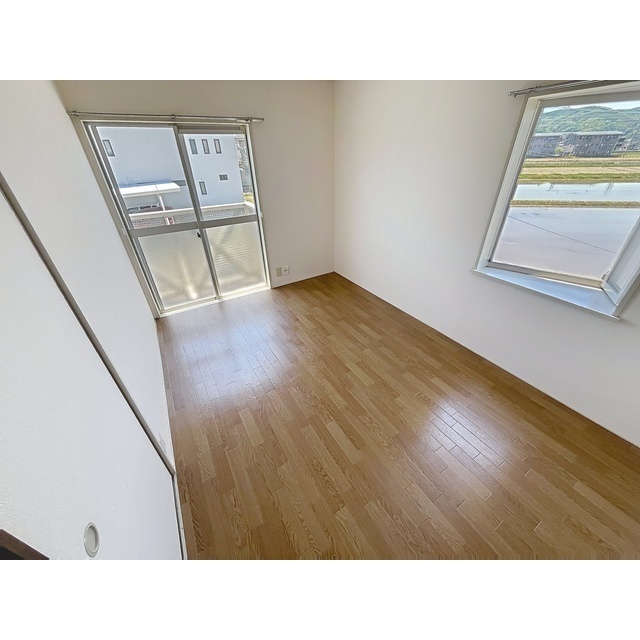����1