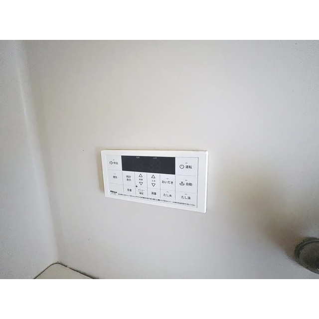����11