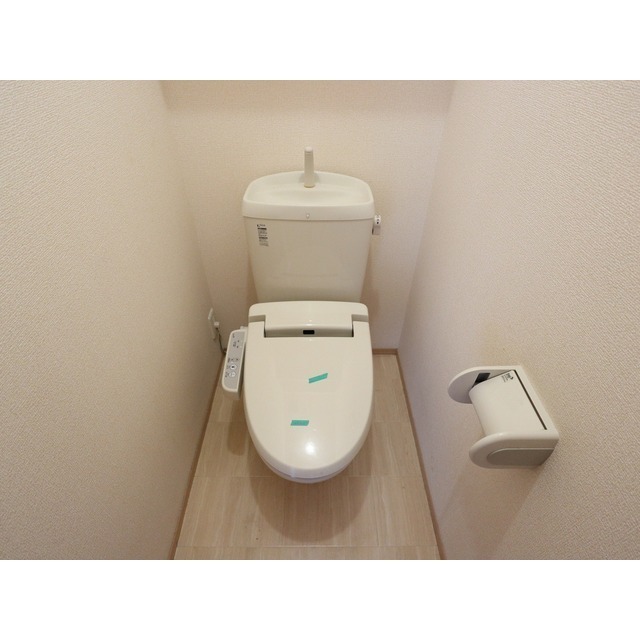����5