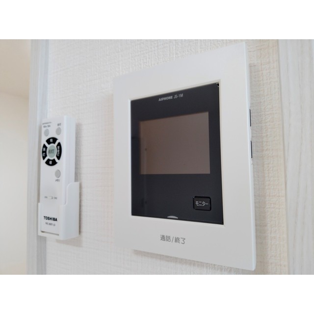 ����10