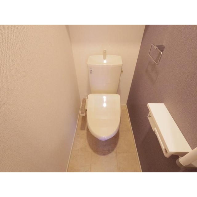 ����9