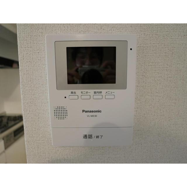 ����7