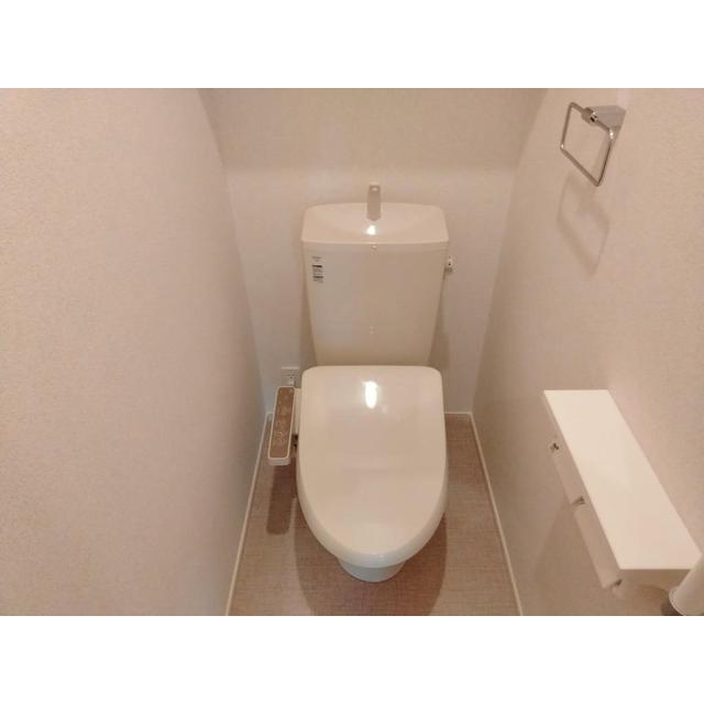 ����5