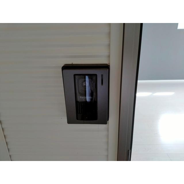 ����10