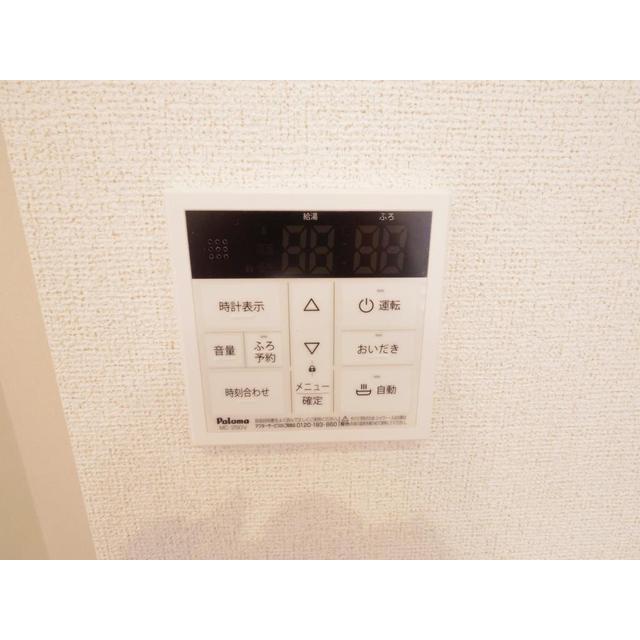 ����10