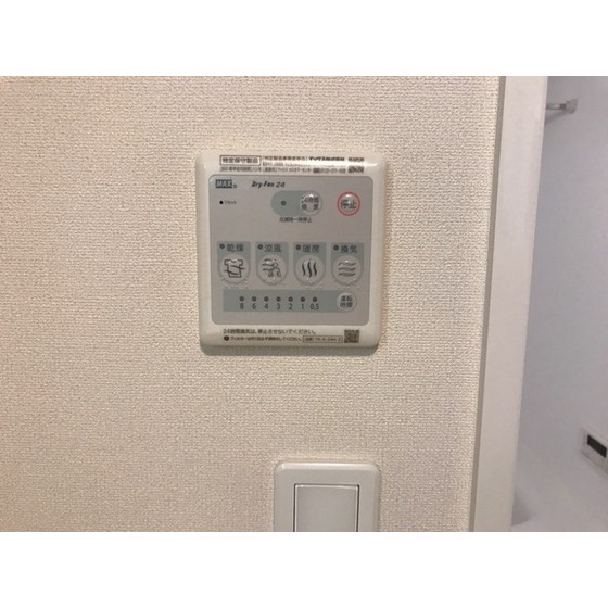 ����14