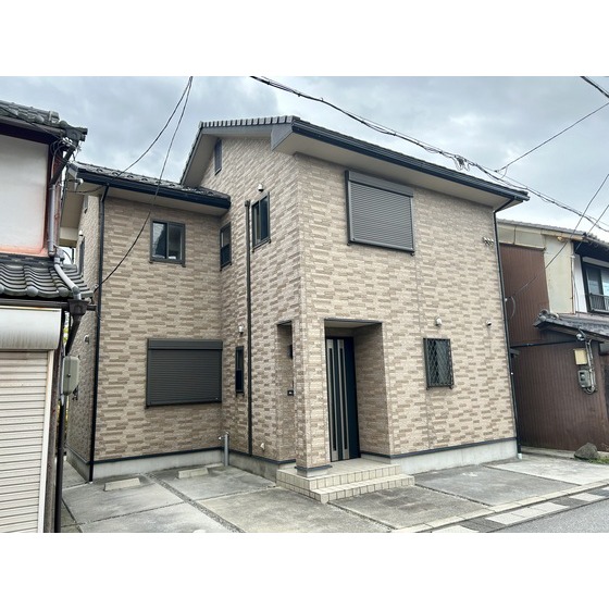 �k���{���@���l�w�i�o�X7�� �E��������A �k��5���j