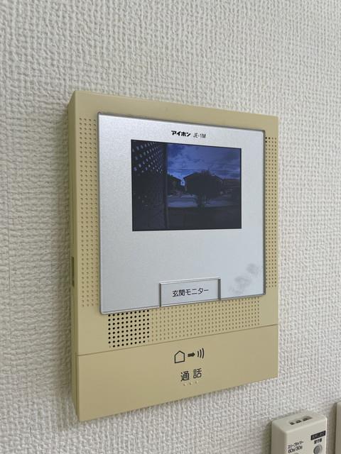 ����10