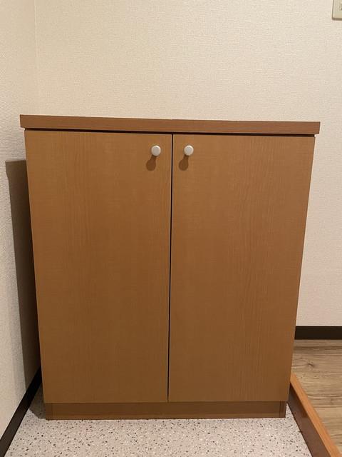 ����9