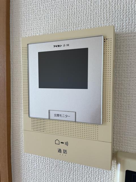 ����10