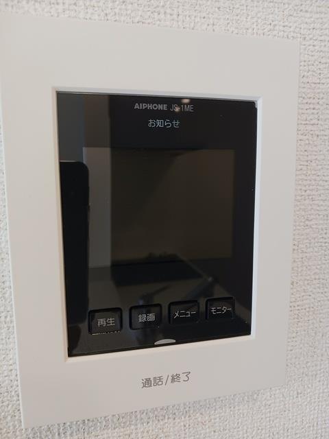 ����8