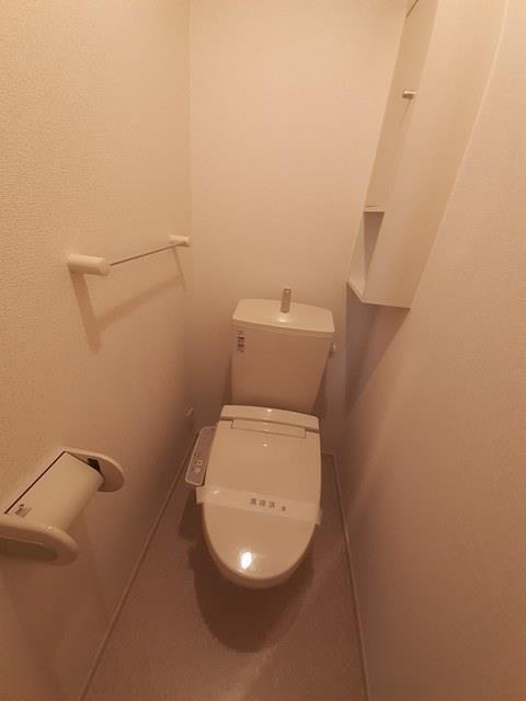 ����6