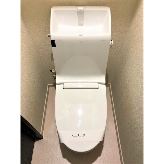 ����6