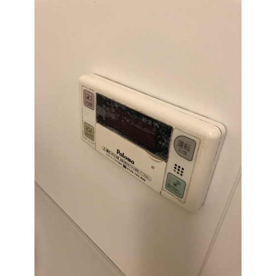 ����15