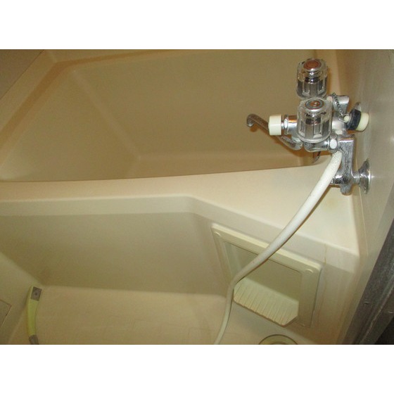 ����8