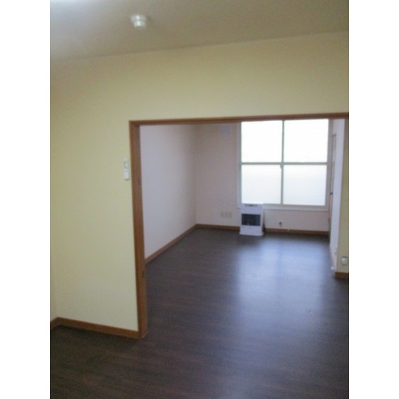 ����13