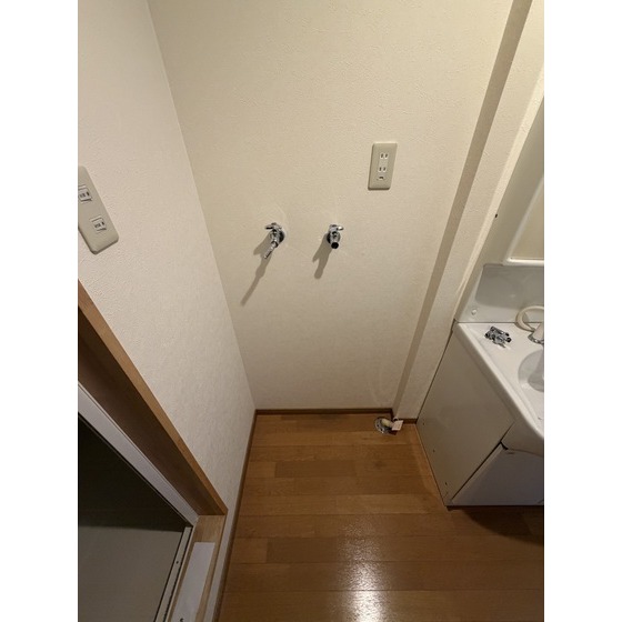 ����6