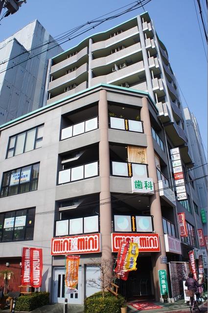 �䓰�ؐ��@�Ȃ������w�i�k��1���j