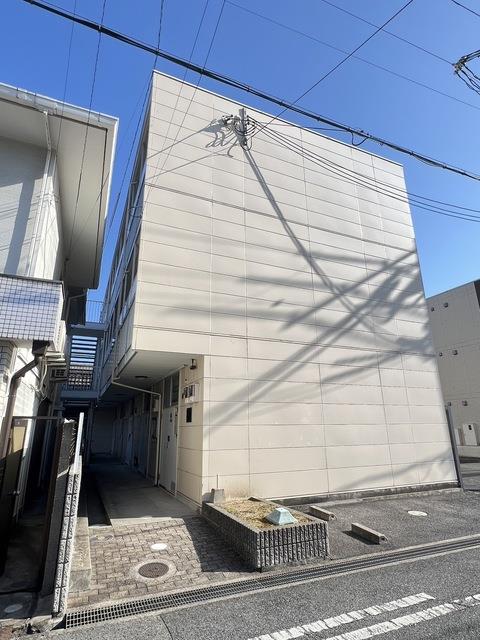 ��C�d�S��C�{���@���Éw�i�k��3���j