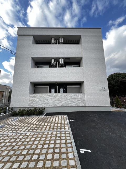 ���{��s���摐��1�k�c�j