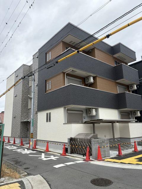 ��C�d�S������@���ŉw�i�k��3���j