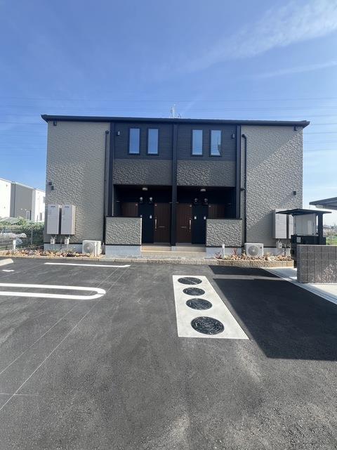 ��a���@�k�M���w�i�k��8���j