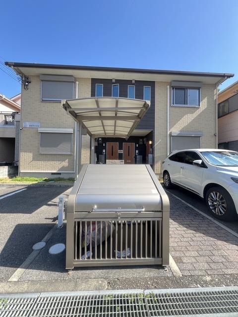 ��a���@�a��{���w�i�k��18���j