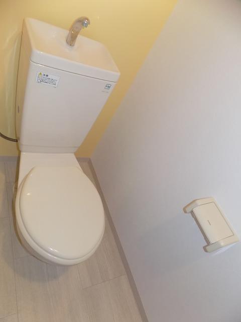 ����8