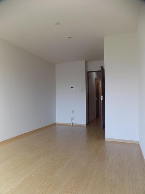 ����2