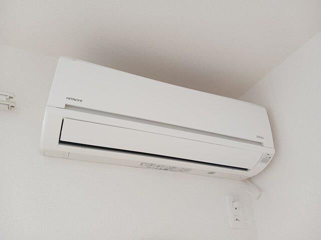����7