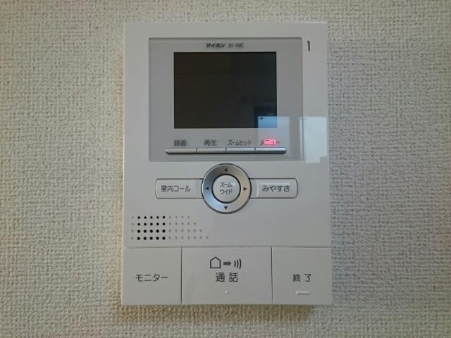����7